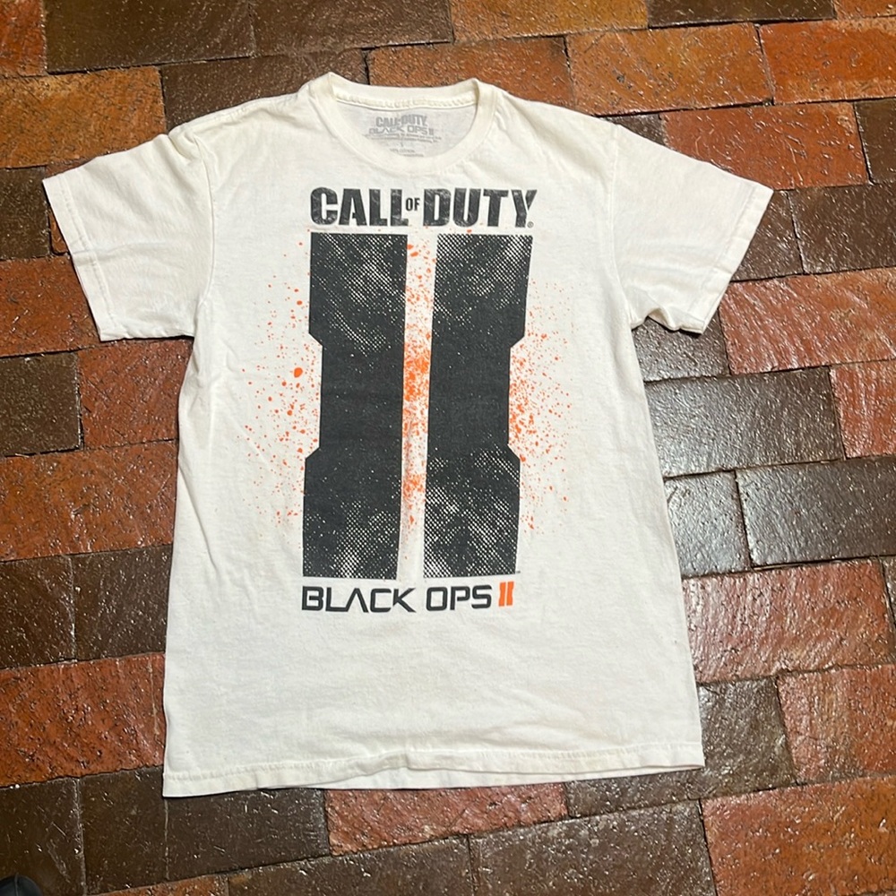 Call of duty black ops short sleeve T-shirt white size Small
